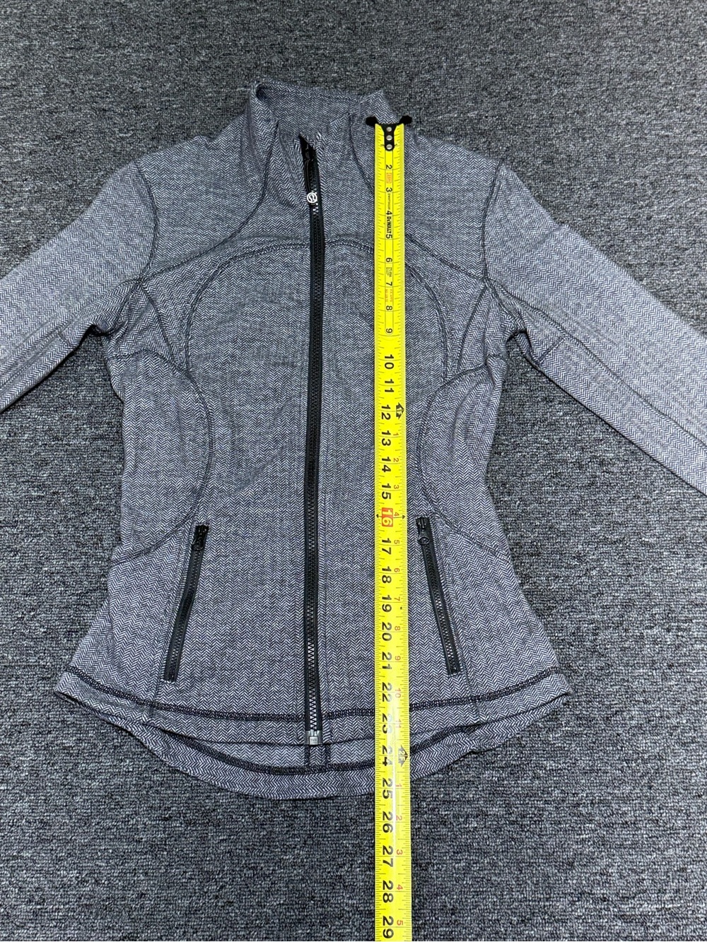 Lululemon Forme Jacket - Picture 5 of 9